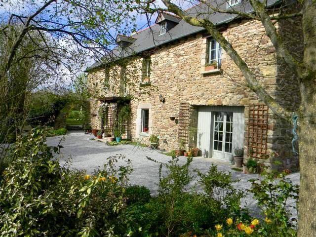 Le Domaine De L'Arche Bed and Breakfast Plouasne Εξωτερικό φωτογραφία